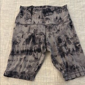 lululemonWomen's Tie-Dye Shorts
